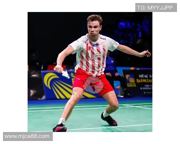 哈维西蒙斯:新星崛起,足球场上的未来之光与无限可能 哈维西蒙斯:新星崛起,足球场上的未来之光与无限可能